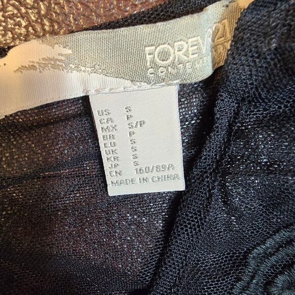 Forever 21 Womens Top Sz S Black Floral Sheer Lace Short Sleeve Round Neck - Picture 3 of 6